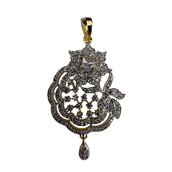 Assembled Crystal Pendant & Earrings Jewelry Set Gold Tone With Rhintone - Picture 2 of 7